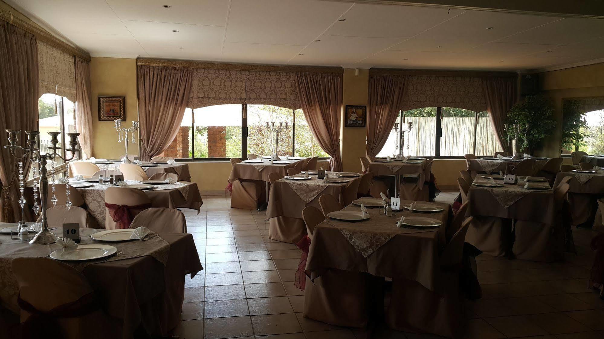 Crystal Rose Lodge Johannesburg Dış mekan fotoğraf