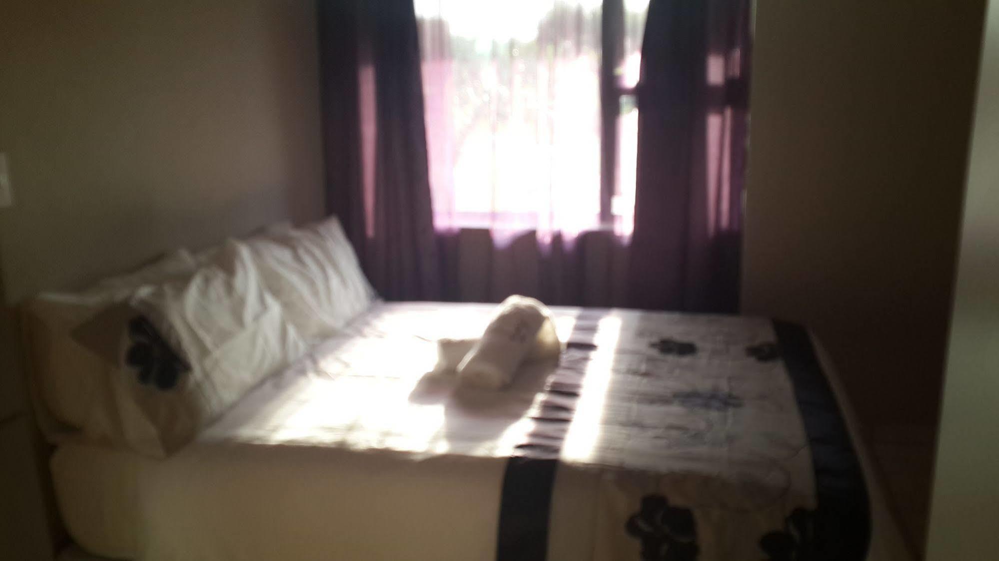 Crystal Rose Lodge Johannesburg Dış mekan fotoğraf