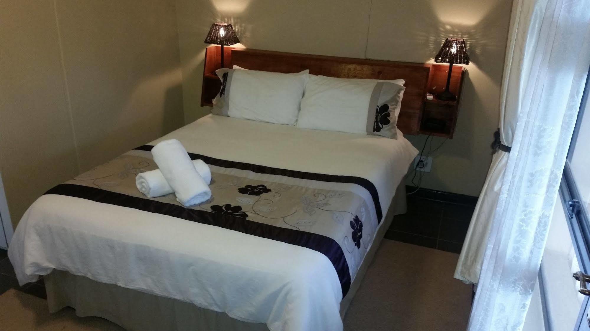 Crystal Rose Lodge Johannesburg Dış mekan fotoğraf